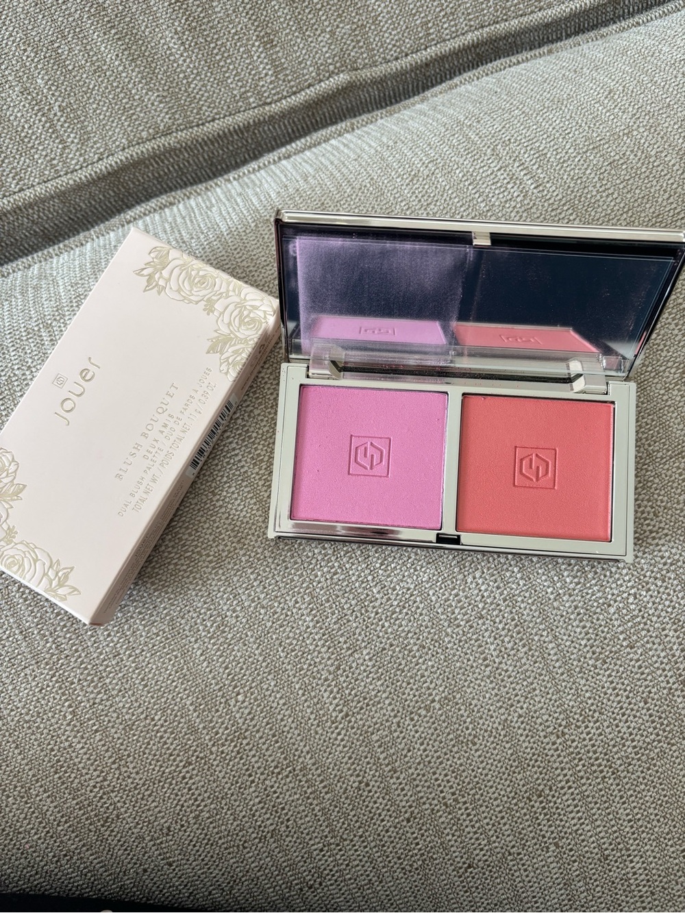 jouer Duel Blush Compact